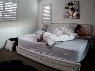 voyeurcam-whitneyoc-01