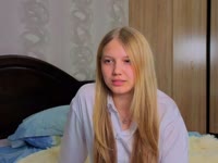 Hello! My name is Emma, I am glad to see you on my profile and my show, I am 19 years old, I study and work, waiting for you on my show with all my love!