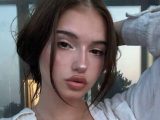 cam hooker chatroom CarlosRayna