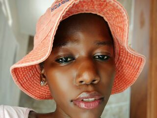 girl webcam show HollyBeatrix