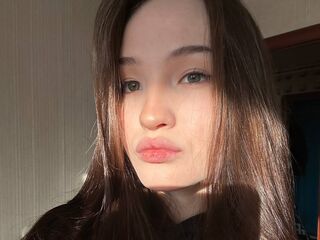 naked camgirl fingering pussy LauriRendleman