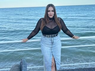 chatrubate cam girl LeillaTvin