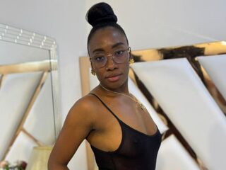 adultcam picture SelenaCaluds