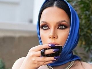 naked cam live VictoriaMinha