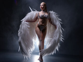 chatrubate cam girl HelenOliver