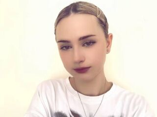 live free chat JudithHaverstock