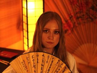 free webcam chat MandiKressierer