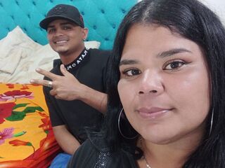 camcouple playing with sextoy DaniMarina