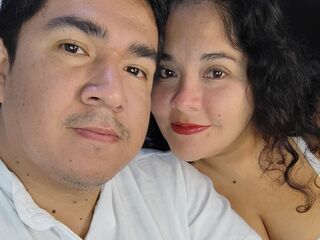 webcam girl sucking cock LourdesandJames