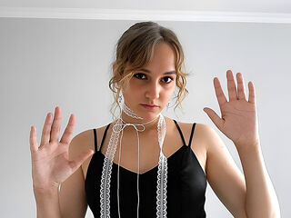 girl chat room AdeleMoone