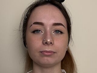 camwhore spreading pussy AftonHickey