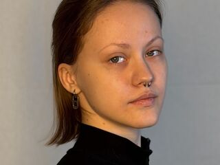 naughty cam picture AlainaCaveness