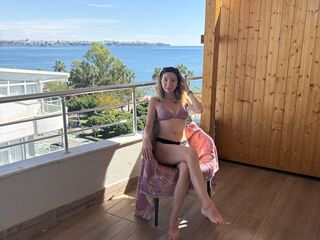 chatroom sex AlyVee
