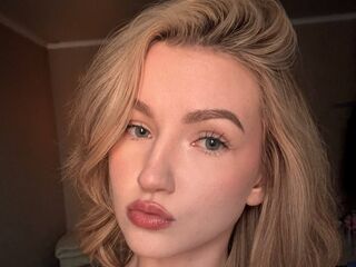 adult webcam chat AmyConnelly
