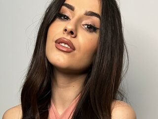 chat with cam AriaAdda