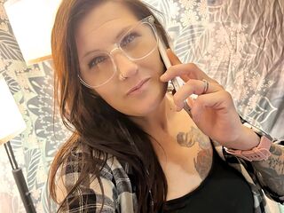 cam girl fingering pussy BeckySlayed