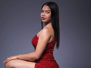 webcamgirl sex chat BellaMazonni