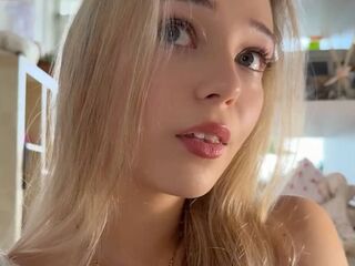 hot cam girl fingering BernieceFrisch
