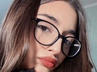 naughty camgirl BillyeFlegal