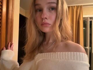 camwhore naked BrittaneyCreitz