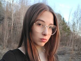 camgirl playing with dildo CameronMugica