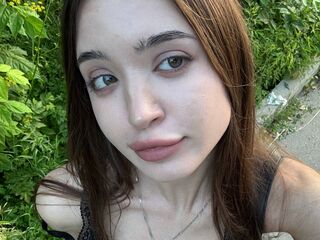 cam girl showing pussy ChandraHankin