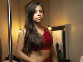 Kinky webcam girl CloheBell