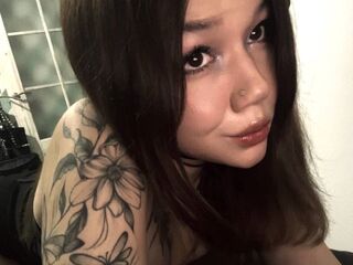 naked girl with webcam masturbating with vibrator DawnFlood