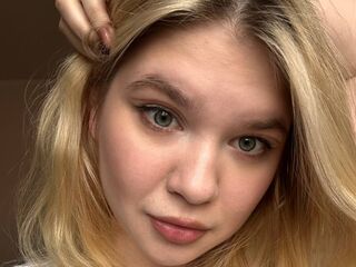 naked girl with webcam masturbating with dildo DebrahPloeger