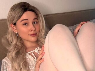 chat room sex webcam DeluaMoon