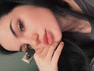 fingering girl webcam  DorettaGirling