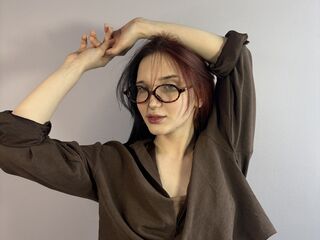 topless girl ElizabethHerrer