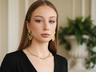 cam girl pic EmaGurrad