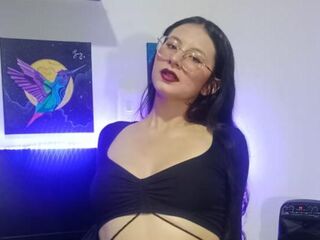 free live webcam video EmberCullen