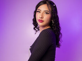 adult chat room EmilySnowe