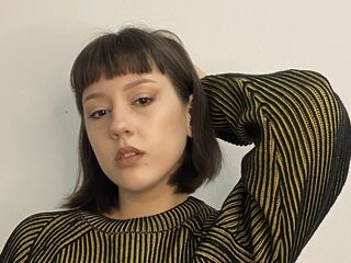 cam girl masturbating FannieRasberry