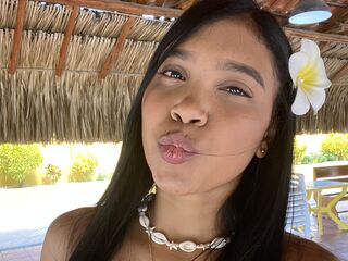camslut showing pussy FlordeCataleya