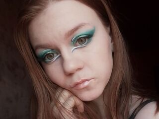 camslut topless FloreneBouma