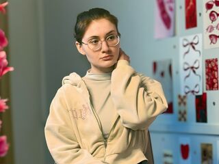 adult chat GemmaLlewellyn