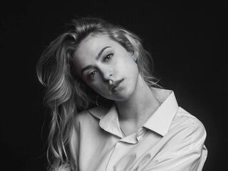 livechat GwynethHibbits