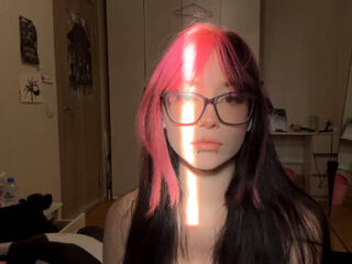 girl nude JameyStaffieri