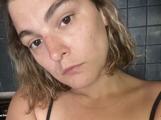 girl topless JaneBay