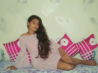 cam girl fingering pussy JaneSingh