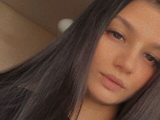 naughty cam girl fingering shaved pussy JennyMillere