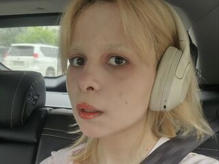naked webcamgirl photo JillianOng