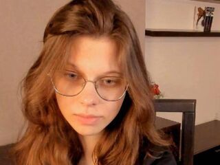 free webcam chat JulinaGorovena