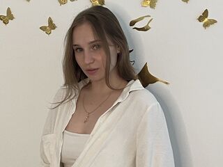 shaved pussy web cam KandiceBishard