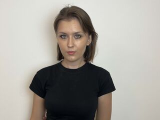 hot cam girl masturbating KariErpelding