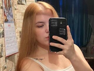 hot naked camgirl KarrieAnesi