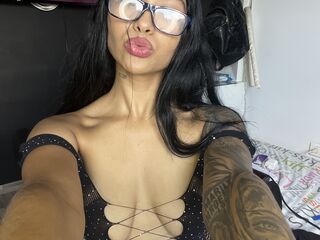 kinky video chat performer KatieReyes